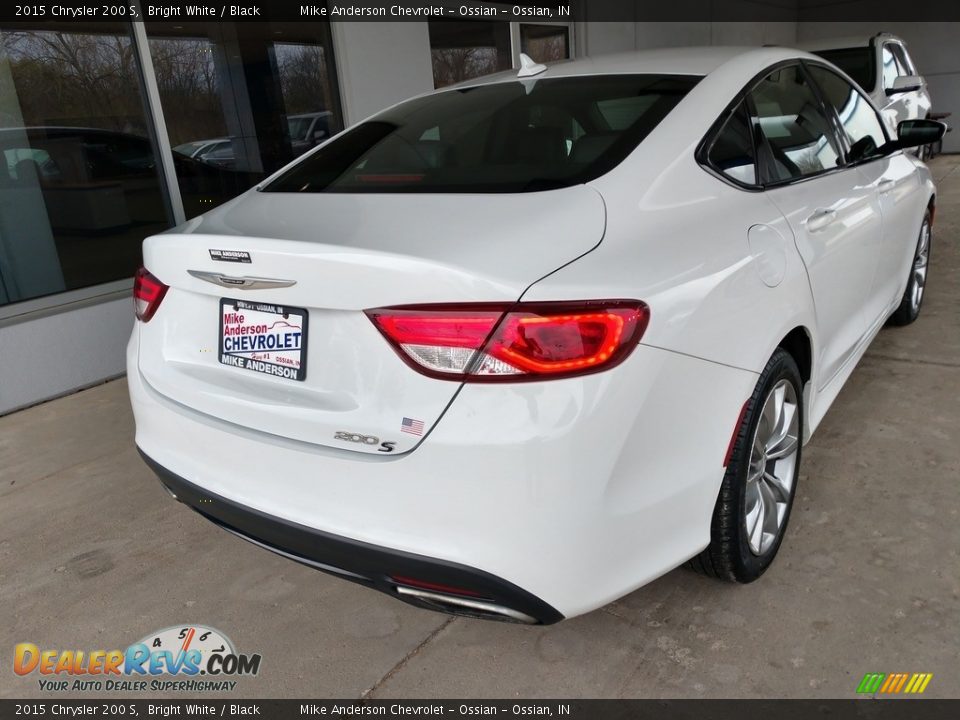 2015 Chrysler 200 S Bright White / Black Photo #4