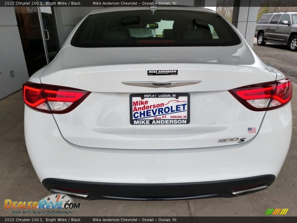 2015 Chrysler 200 S Bright White / Black Photo #5