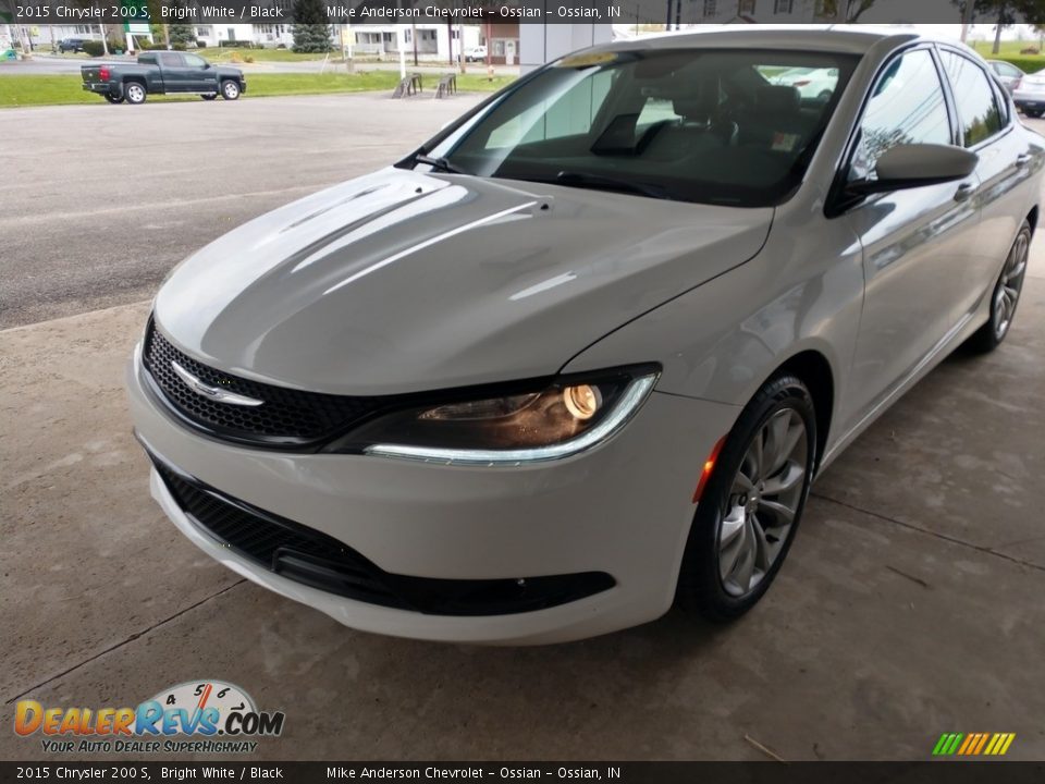 2015 Chrysler 200 S Bright White / Black Photo #8