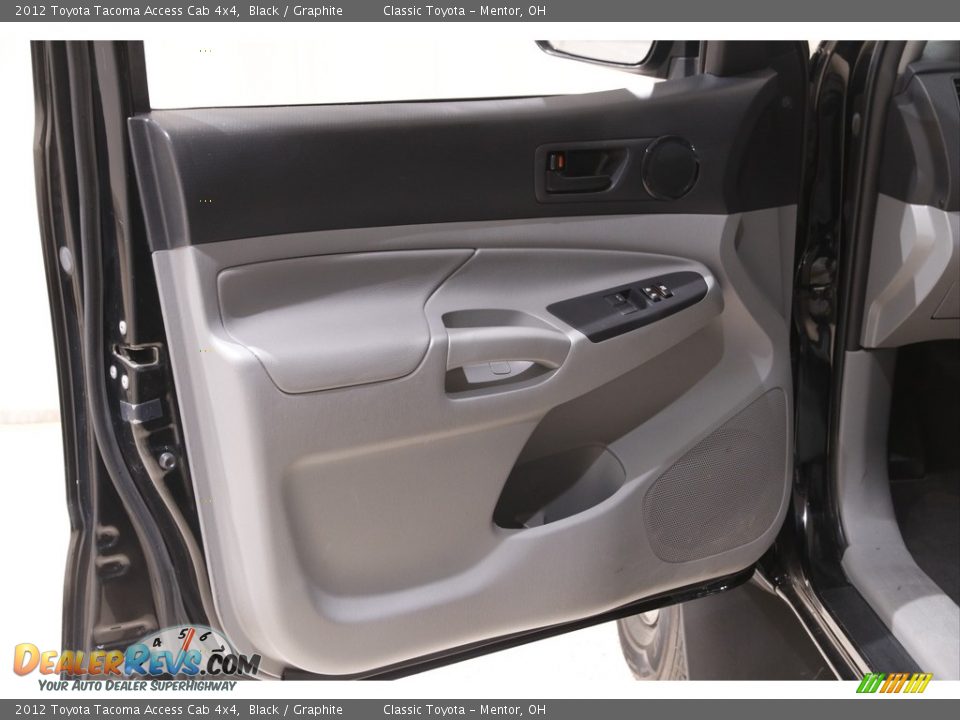 2012 Toyota Tacoma Access Cab 4x4 Black / Graphite Photo #4