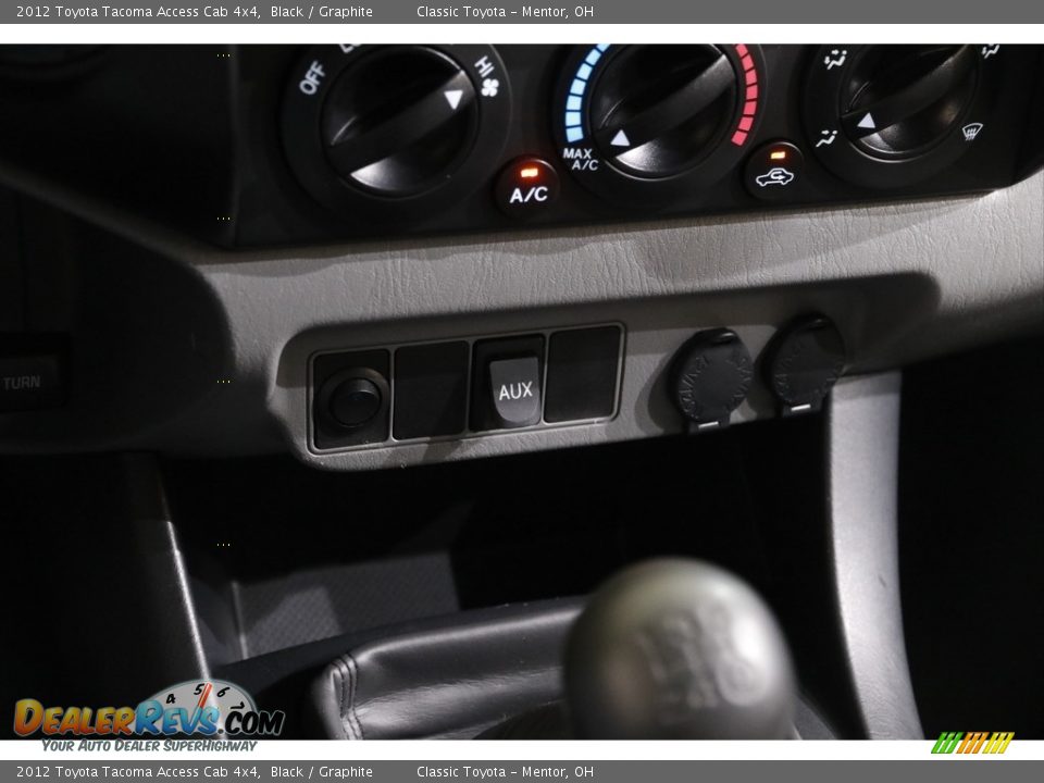 2012 Toyota Tacoma Access Cab 4x4 Black / Graphite Photo #10