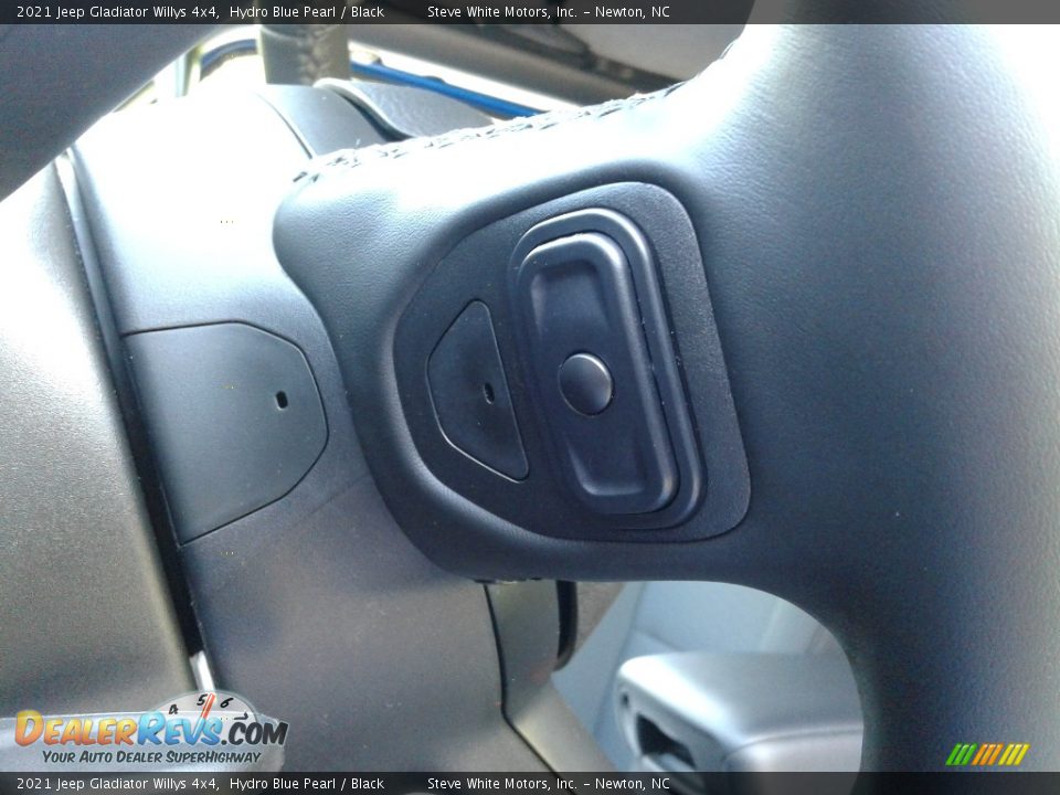 2021 Jeep Gladiator Willys 4x4 Hydro Blue Pearl / Black Photo #13
