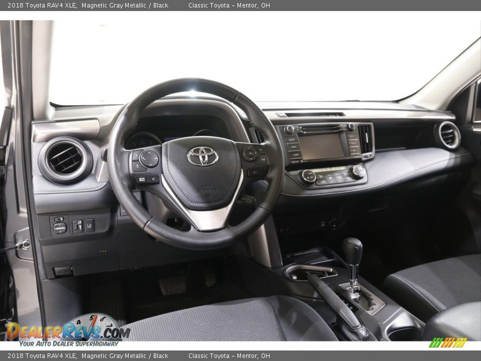 2018 Toyota RAV4 XLE Magnetic Gray Metallic / Black Photo #6