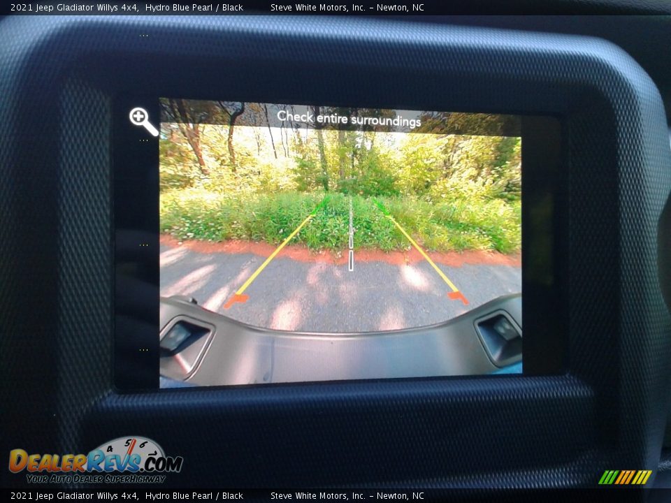 2021 Jeep Gladiator Willys 4x4 Hydro Blue Pearl / Black Photo #24