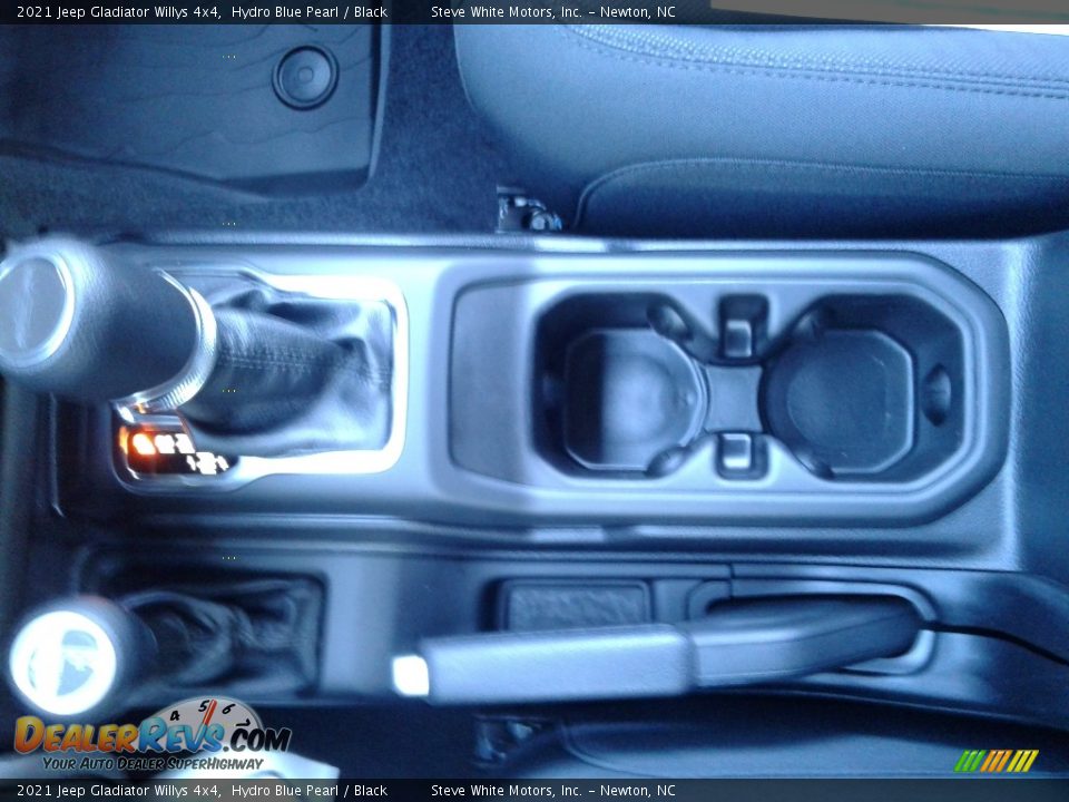 2021 Jeep Gladiator Willys 4x4 Hydro Blue Pearl / Black Photo #26