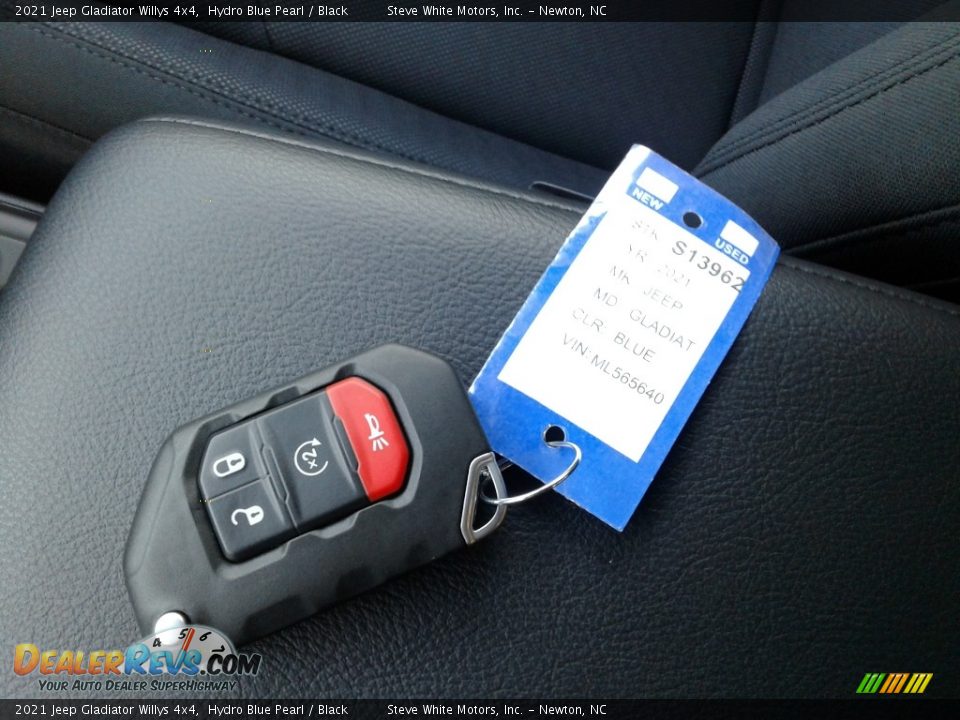 2021 Jeep Gladiator Willys 4x4 Hydro Blue Pearl / Black Photo #29