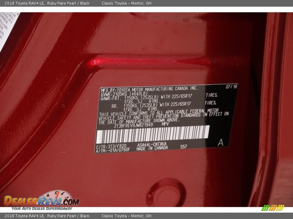 2018 Toyota RAV4 LE Ruby Flare Pearl / Black Photo #17