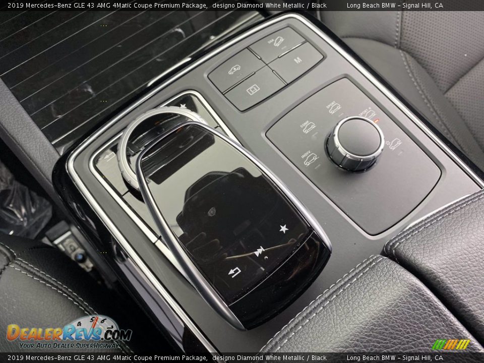 Controls of 2019 Mercedes-Benz GLE 43 AMG 4Matic Coupe Premium Package Photo #28