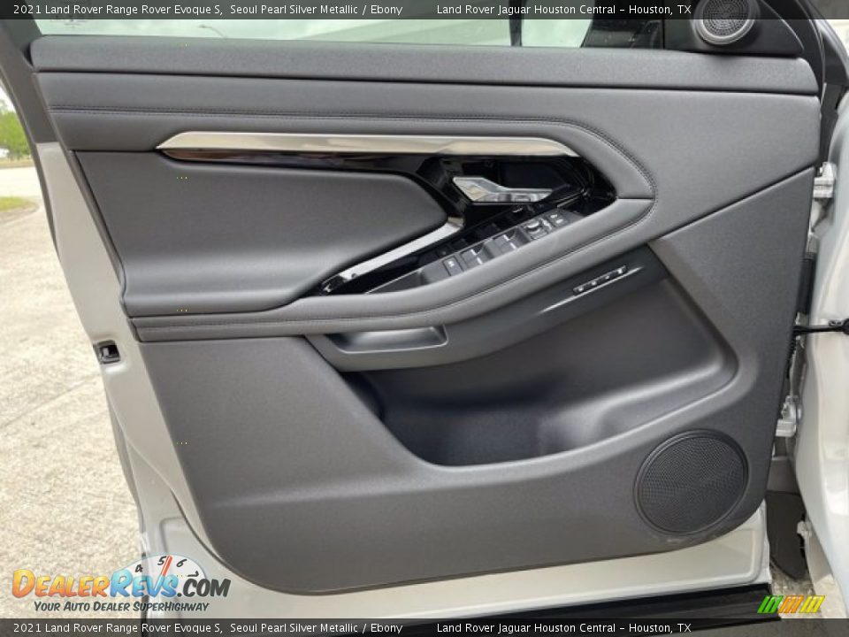 Door Panel of 2021 Land Rover Range Rover Evoque S Photo #13