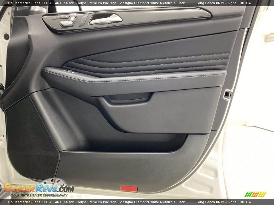 Door Panel of 2019 Mercedes-Benz GLE 43 AMG 4Matic Coupe Premium Package Photo #33