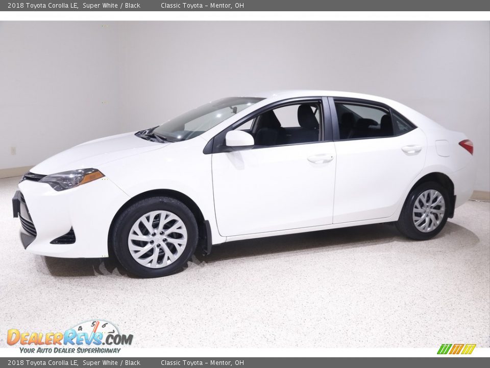 2018 Toyota Corolla LE Super White / Black Photo #3