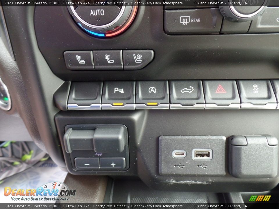 Controls of 2021 Chevrolet Silverado 1500 LTZ Crew Cab 4x4 Photo #33