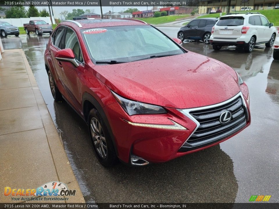 Front 3/4 View of 2016 Lexus NX 200t AWD Photo #7