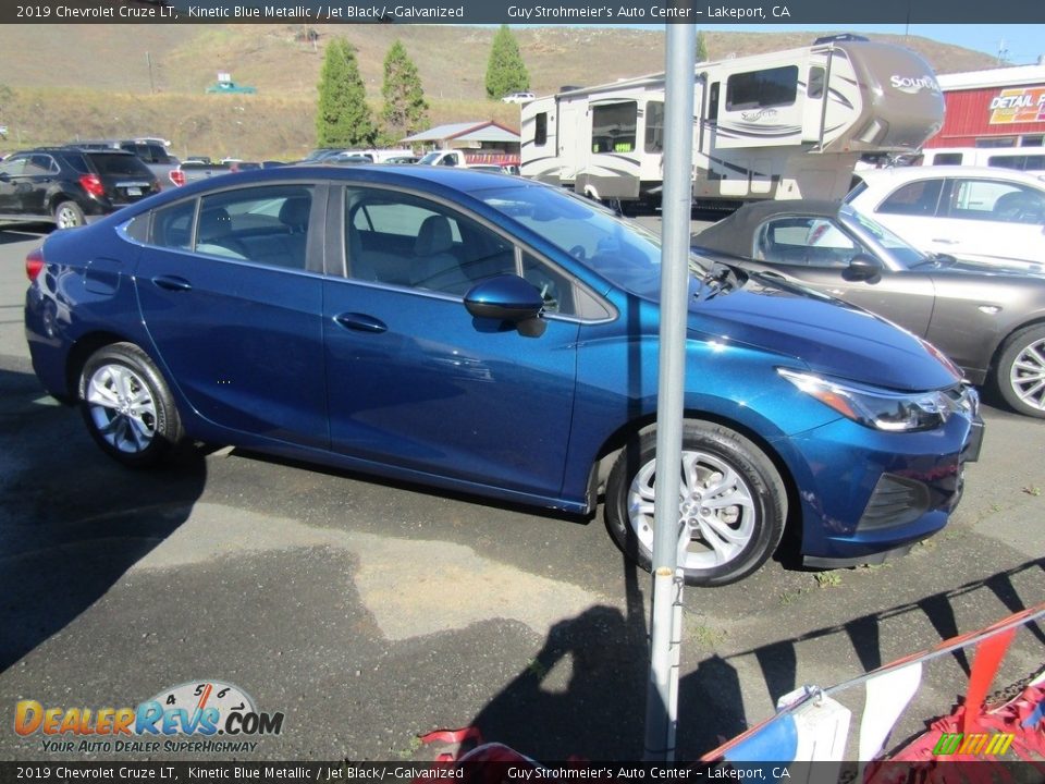 2019 Chevrolet Cruze LT Kinetic Blue Metallic / Jet Black/­Galvanized Photo #7