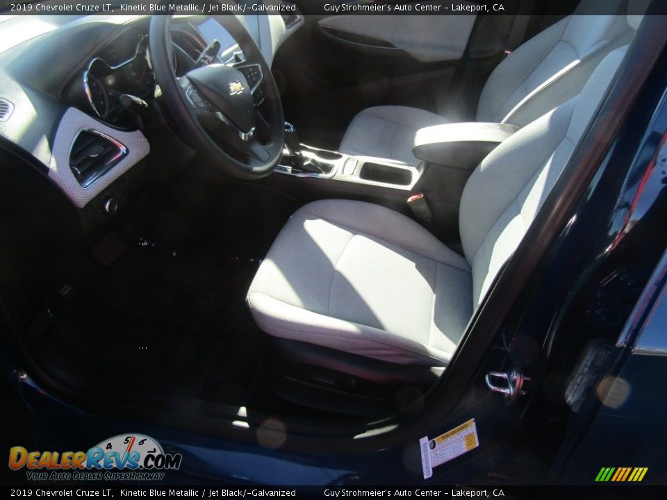 2019 Chevrolet Cruze LT Kinetic Blue Metallic / Jet Black/­Galvanized Photo #9