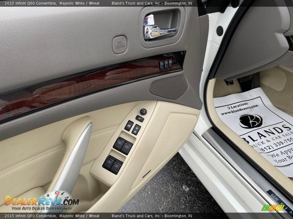 Door Panel of 2015 Infiniti Q60 Convertible Photo #19