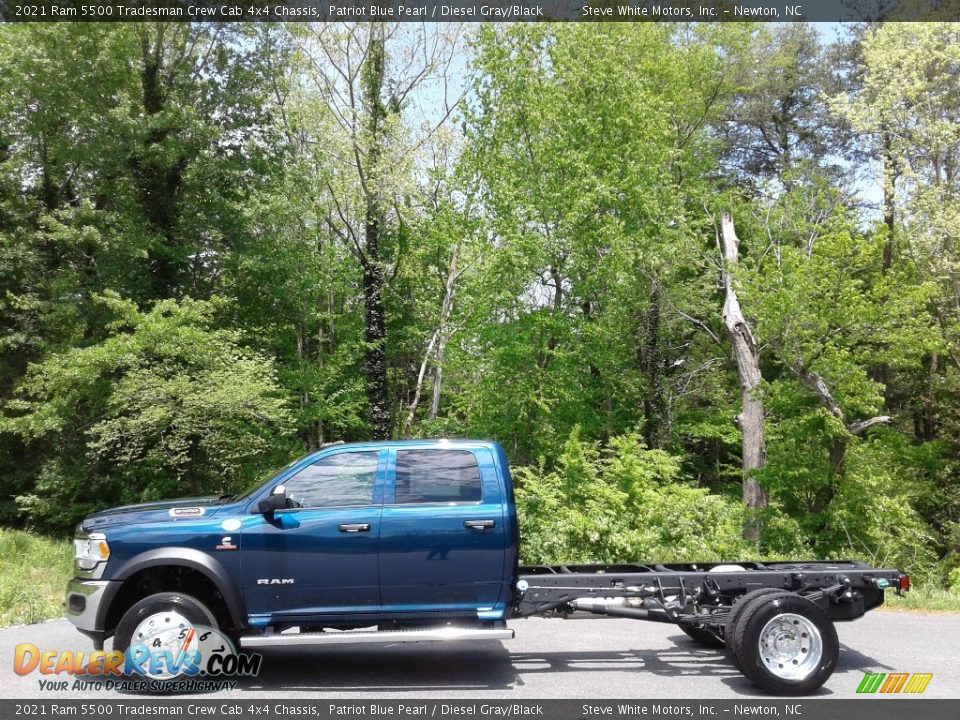 Patriot Blue Pearl 2021 Ram 5500 Tradesman Crew Cab 4x4 Chassis Photo #1