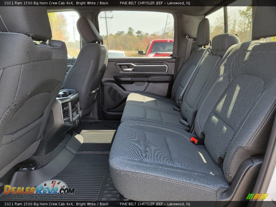 2021 Ram 1500 Big Horn Crew Cab 4x4 Bright White / Black Photo #6
