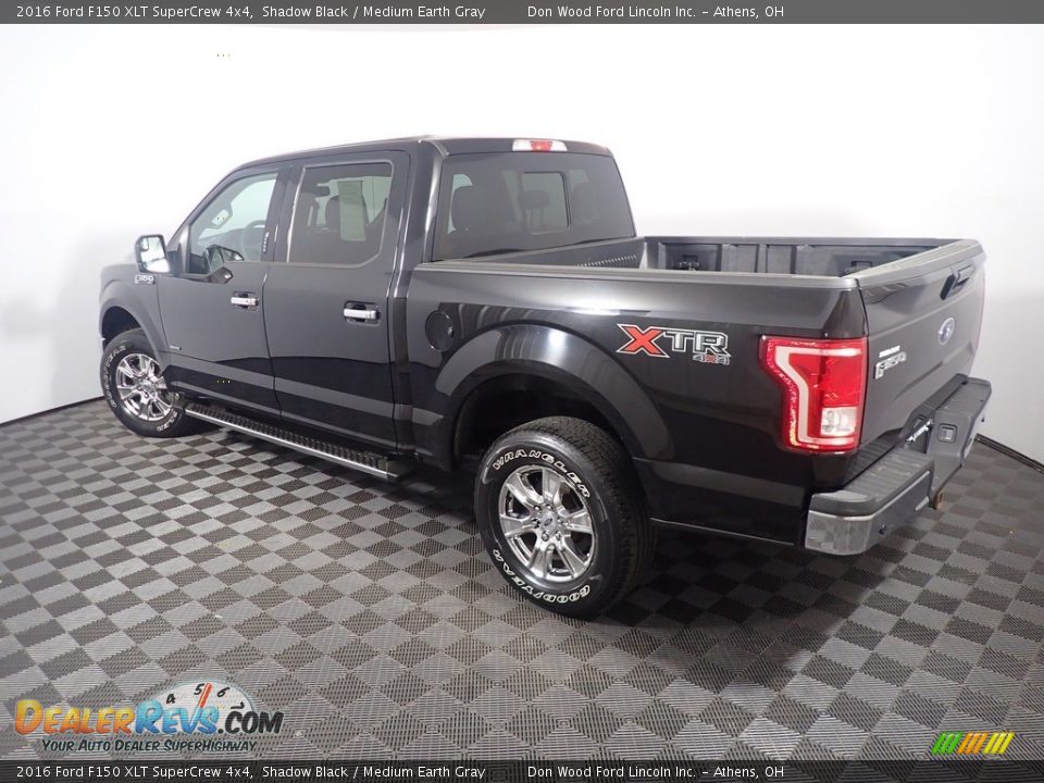 2016 Ford F150 XLT SuperCrew 4x4 Shadow Black / Medium Earth Gray Photo #13