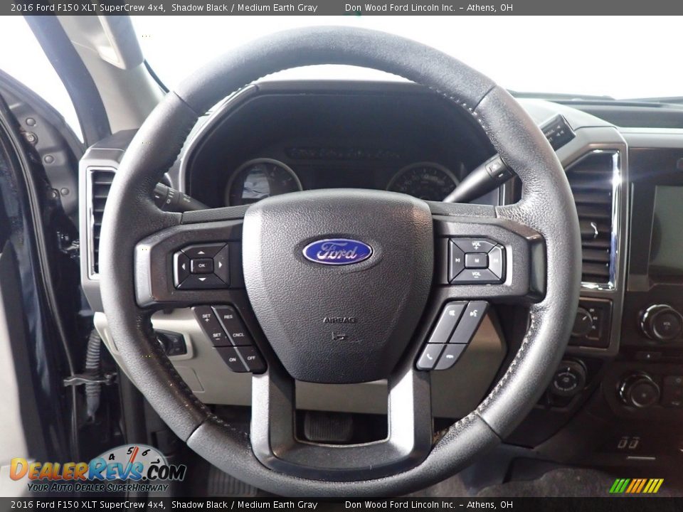 2016 Ford F150 XLT SuperCrew 4x4 Shadow Black / Medium Earth Gray Photo #29