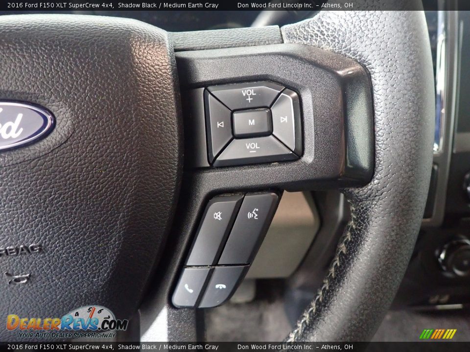 2016 Ford F150 XLT SuperCrew 4x4 Shadow Black / Medium Earth Gray Photo #32