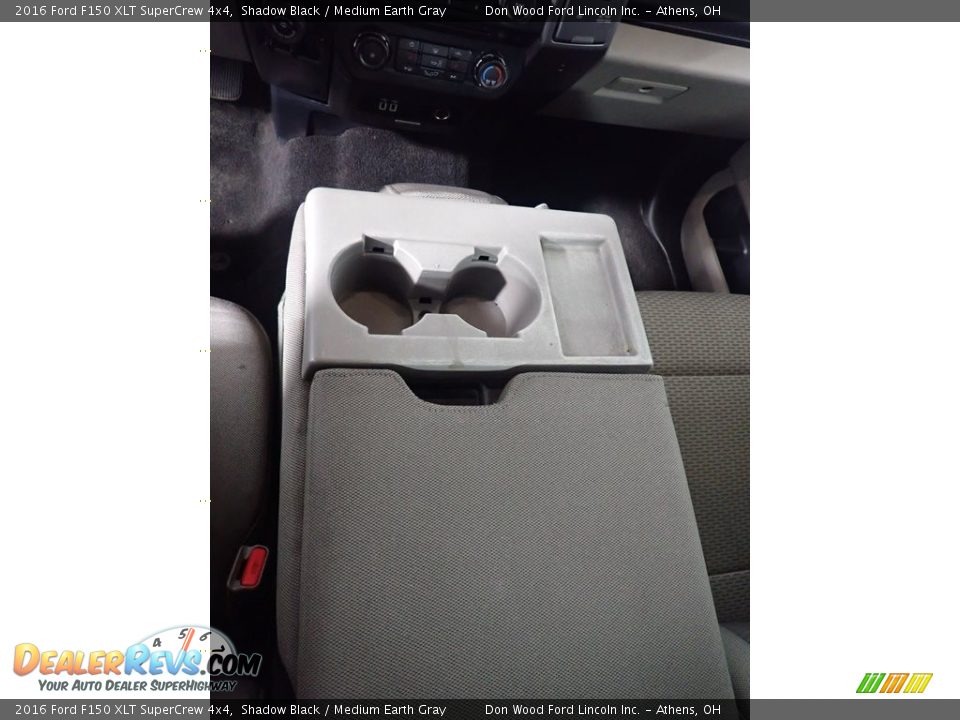 2016 Ford F150 XLT SuperCrew 4x4 Shadow Black / Medium Earth Gray Photo #36