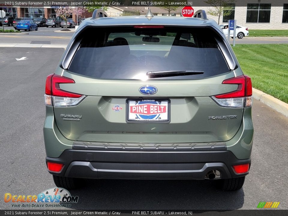 2021 Subaru Forester 2.5i Premium Jasper Green Metallic / Gray Photo #7