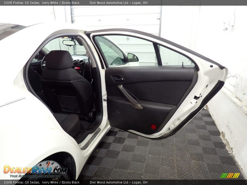 2008 Pontiac G6 Sedan Ivory White / Ebony Black Photo #23