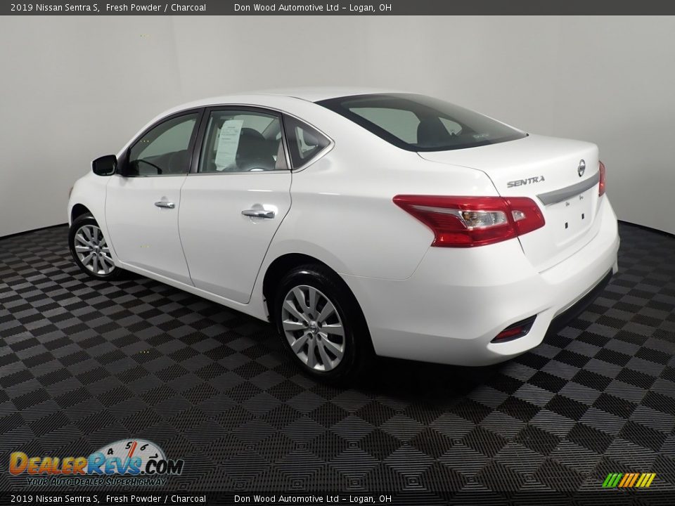 2019 Nissan Sentra S Fresh Powder / Charcoal Photo #11