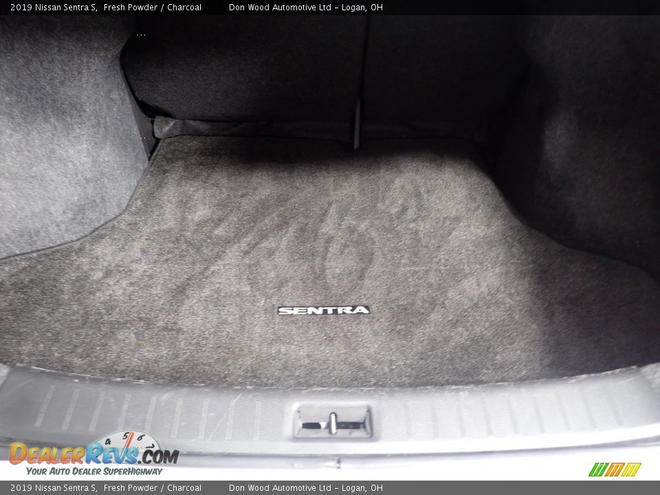 2019 Nissan Sentra S Fresh Powder / Charcoal Photo #14