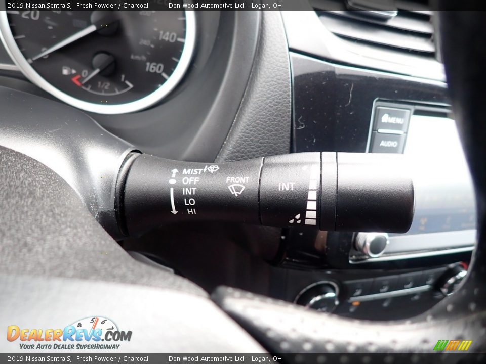 2019 Nissan Sentra S Fresh Powder / Charcoal Photo #26