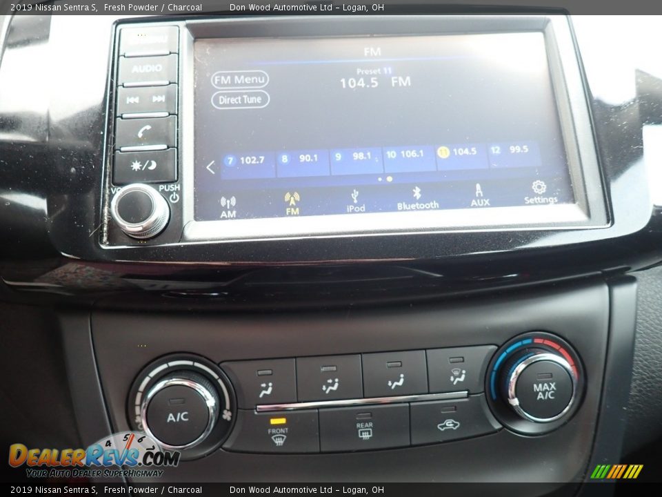 2019 Nissan Sentra S Fresh Powder / Charcoal Photo #27