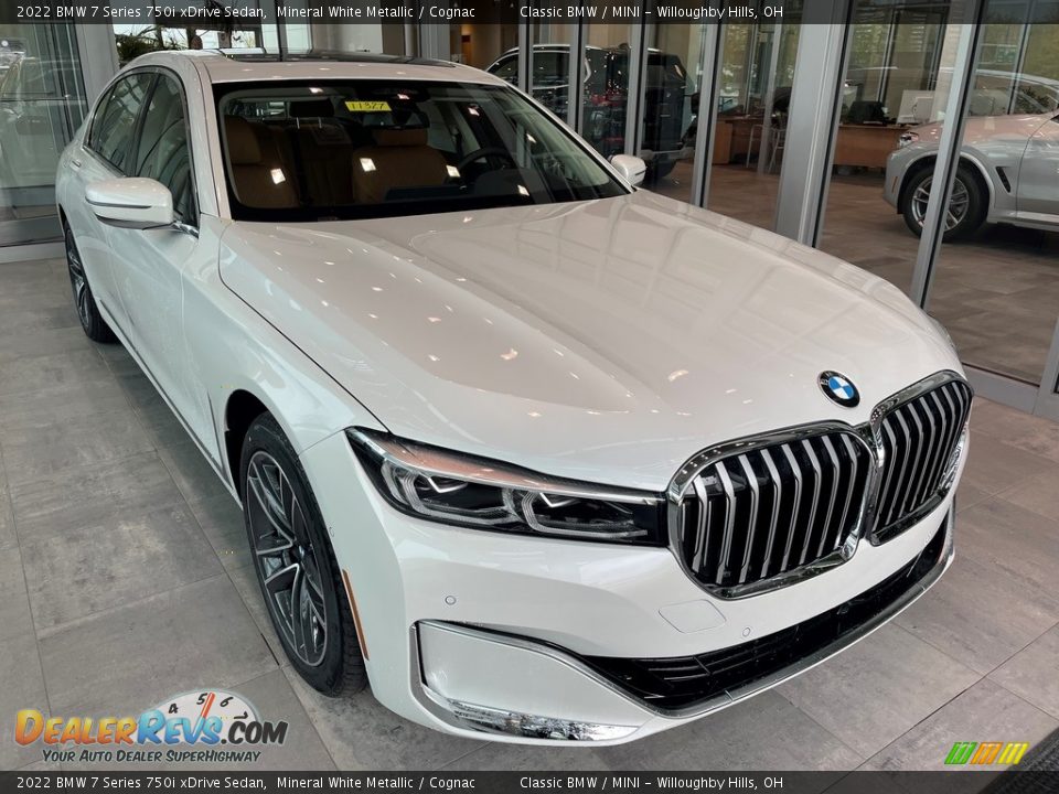 2022 BMW 7 Series 750i xDrive Sedan Mineral White Metallic / Cognac Photo #1