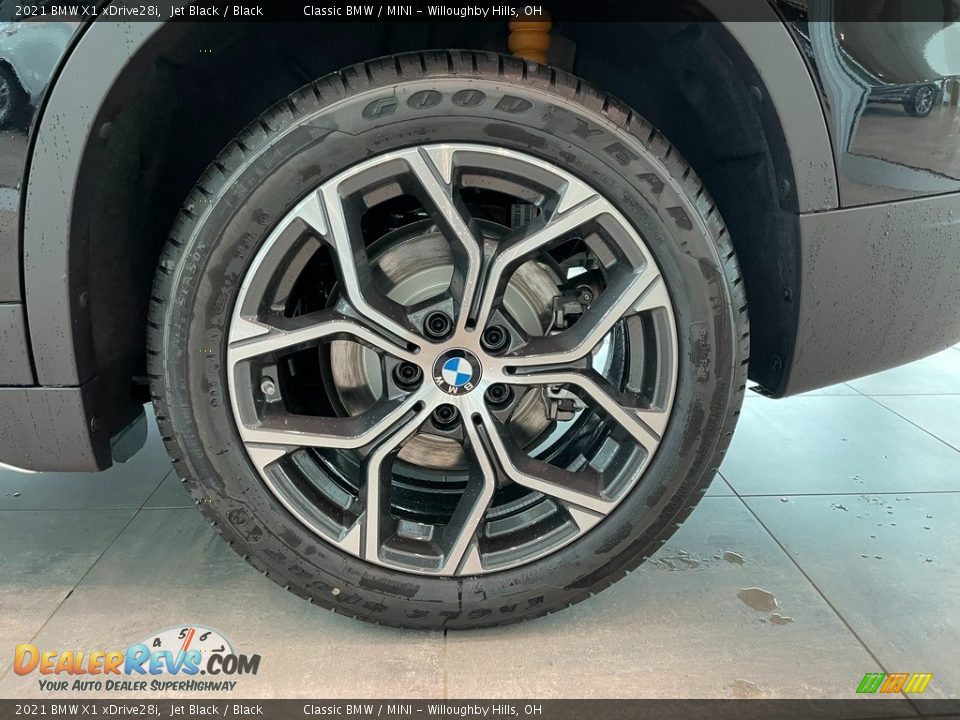 2021 BMW X1 xDrive28i Wheel Photo #3