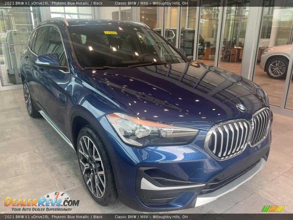 2021 BMW X1 xDrive28i Phytonic Blue Metallic / Black Photo #1