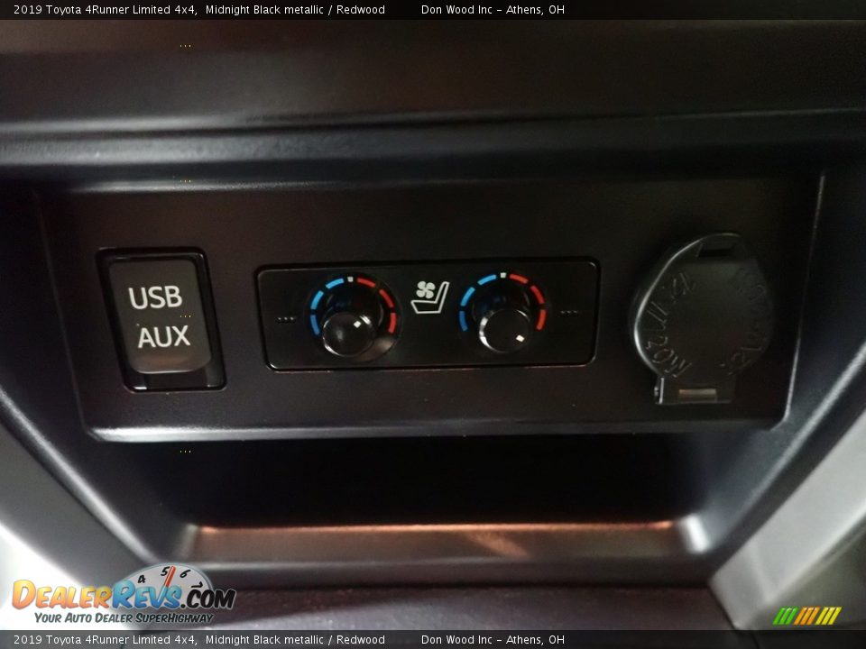 2019 Toyota 4Runner Limited 4x4 Midnight Black metallic / Redwood Photo #3
