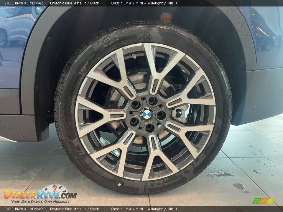2021 BMW X1 xDrive28i Phytonic Blue Metallic / Black Photo #5