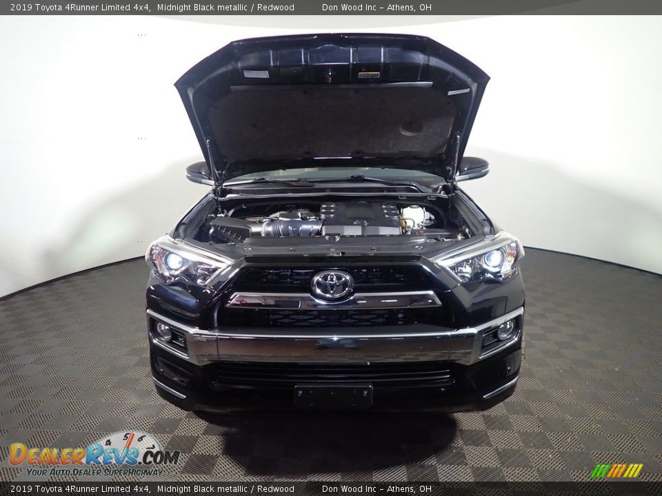 2019 Toyota 4Runner Limited 4x4 Midnight Black metallic / Redwood Photo #9