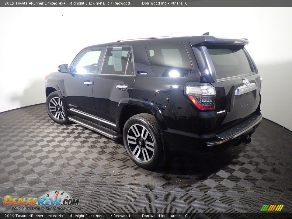 2019 Toyota 4Runner Limited 4x4 Midnight Black metallic / Redwood Photo #15