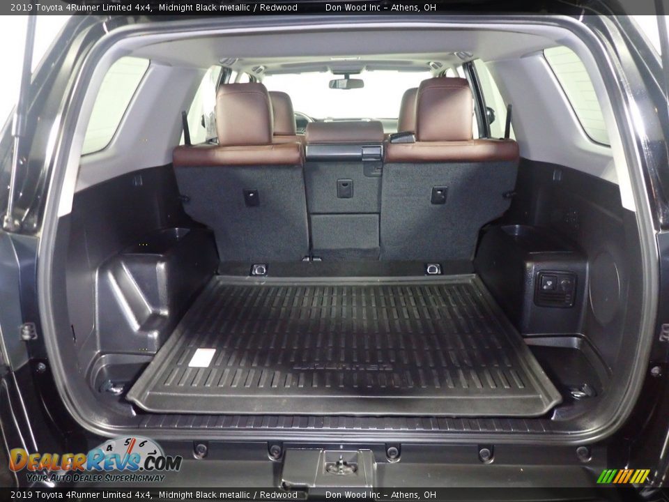 2019 Toyota 4Runner Limited 4x4 Midnight Black metallic / Redwood Photo #18