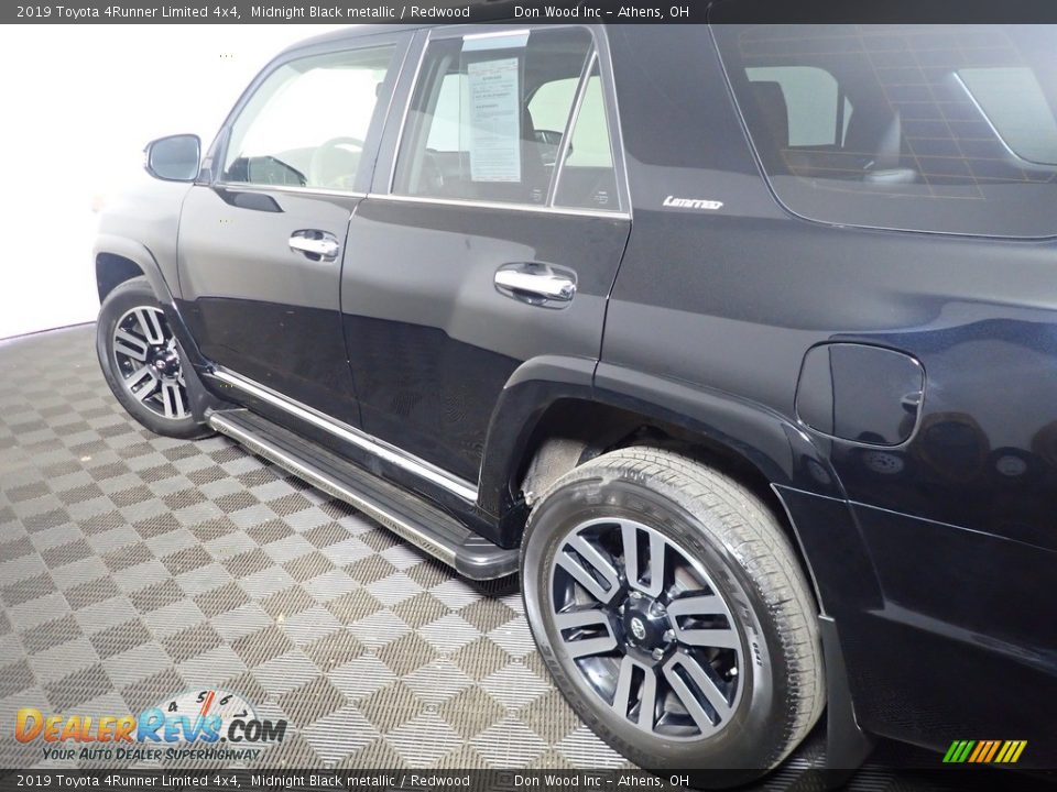 2019 Toyota 4Runner Limited 4x4 Midnight Black metallic / Redwood Photo #21