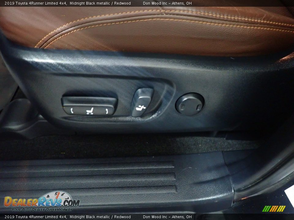 2019 Toyota 4Runner Limited 4x4 Midnight Black metallic / Redwood Photo #27