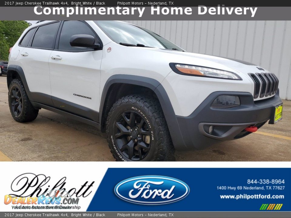 2017 Jeep Cherokee Trailhawk 4x4 Bright White / Black Photo #1