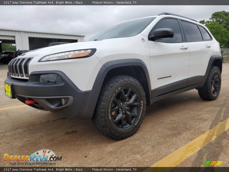 2017 Jeep Cherokee Trailhawk 4x4 Bright White / Black Photo #2