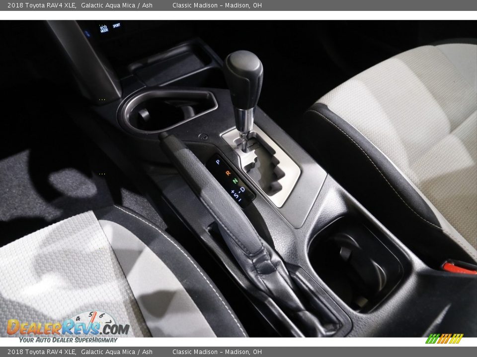 2018 Toyota RAV4 XLE Galactic Aqua Mica / Ash Photo #11