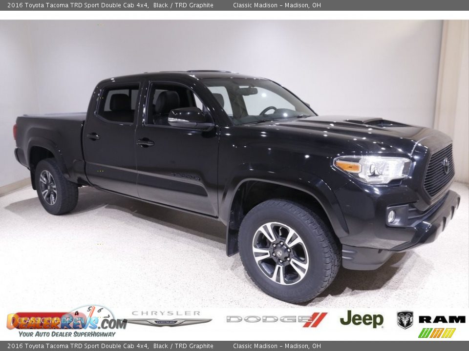 2016 Toyota Tacoma TRD Sport Double Cab 4x4 Black / TRD Graphite Photo #1