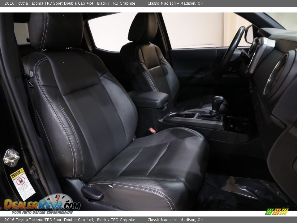 2016 Toyota Tacoma TRD Sport Double Cab 4x4 Black / TRD Graphite Photo #16