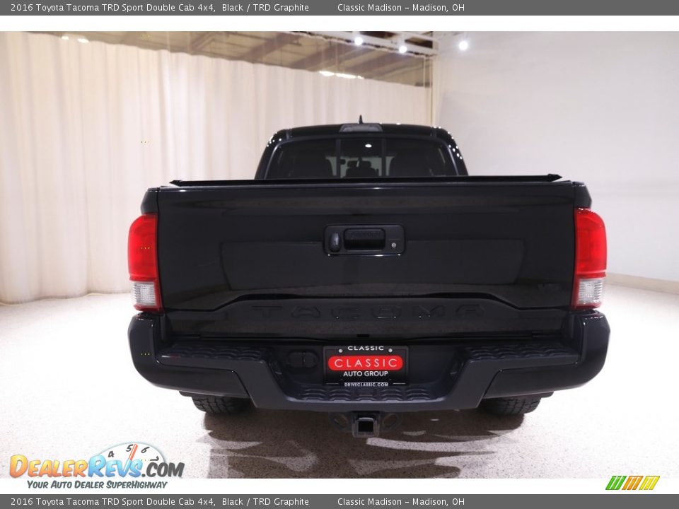 2016 Toyota Tacoma TRD Sport Double Cab 4x4 Black / TRD Graphite Photo #19