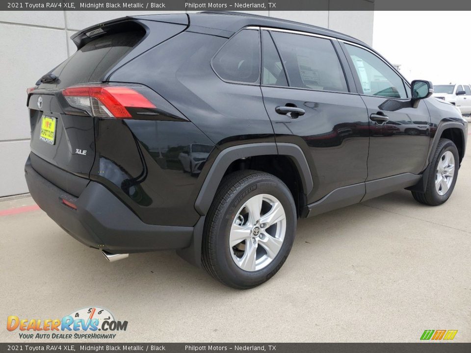 2021 Toyota RAV4 XLE Midnight Black Metallic / Black Photo #3