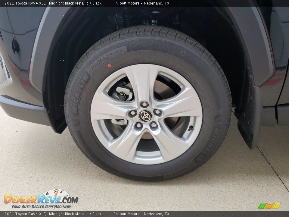 2021 Toyota RAV4 XLE Midnight Black Metallic / Black Photo #10